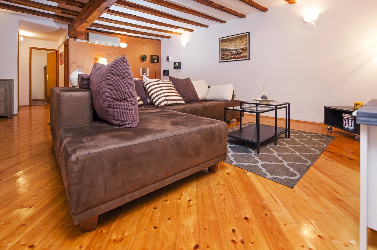 Apartment Marconi Rovinj Buitenkant foto