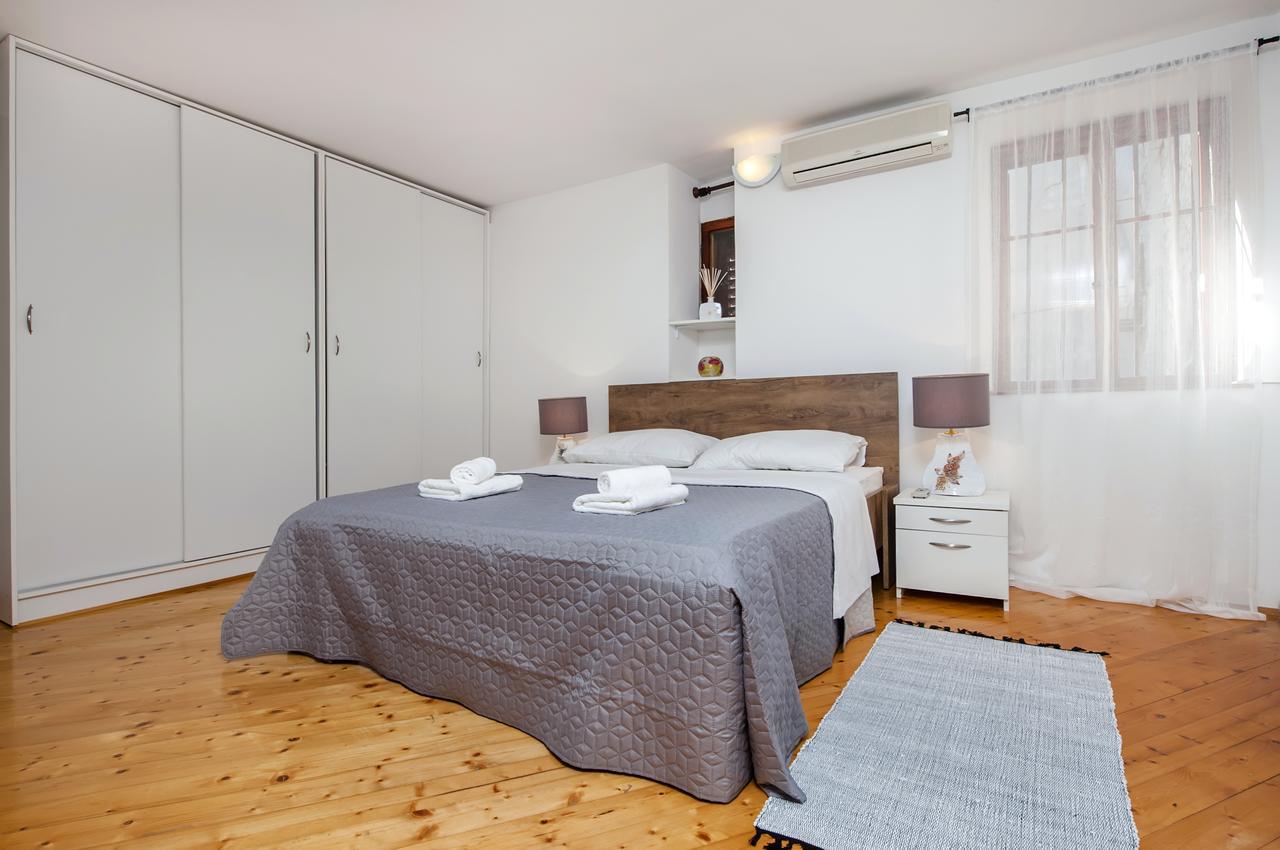 Apartment Marconi Rovinj Buitenkant foto